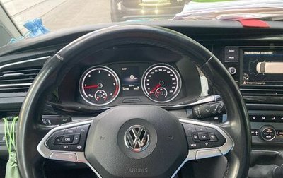 Volkswagen Caravelle T6 рестайлинг, 2020 год, 4 000 000 рублей, 1 фотография