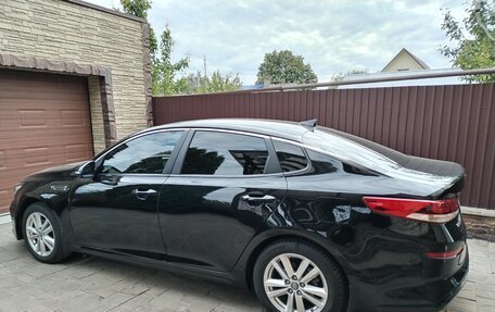 KIA Optima IV, 2018 год, 1 560 000 рублей, 3 фотография