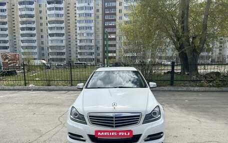 Mercedes-Benz C-Класс, 2013 год, 1 500 000 рублей, 19 фотография