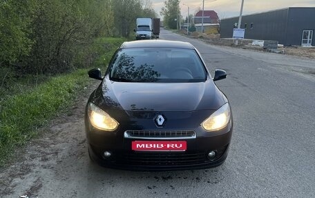 Renault Fluence I, 2011 год, 800 000 рублей, 1 фотография