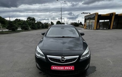 Opel Astra J, 2011 год, 860 000 рублей, 1 фотография