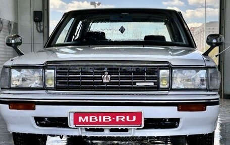 Toyota Crown, 1990 год, 1 150 000 рублей, 2 фотография