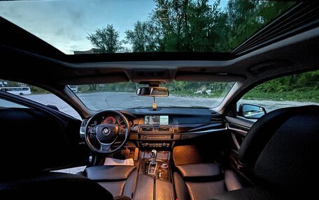 BMW 5 серия, 2010 год, 1 990 000 рублей, 14 фотография