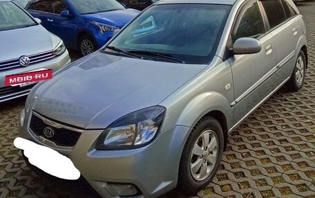 KIA Rio II, 2011 год, 690 000 рублей, 3 фотография