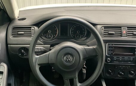 Volkswagen Jetta VI, 2014 год, 1 040 000 рублей, 7 фотография