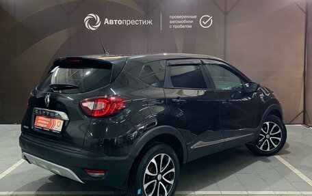 Renault Kaptur I рестайлинг, 2016 год, 1 390 000 рублей, 6 фотография