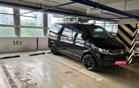 Volkswagen Caravelle T6 рестайлинг, 2021 год, 5 300 000 рублей, 8 фотография