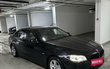 BMW 5 серия, 2011 год, 1 750 000 рублей, 8 фотография