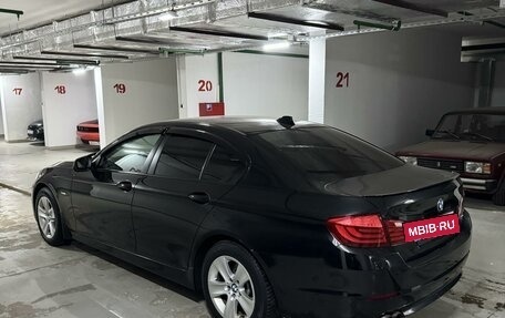 BMW 5 серия, 2011 год, 1 750 000 рублей, 16 фотография