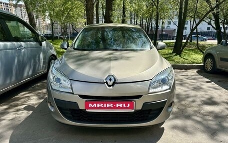 Renault Megane III, 2009 год, 800 000 рублей, 2 фотография