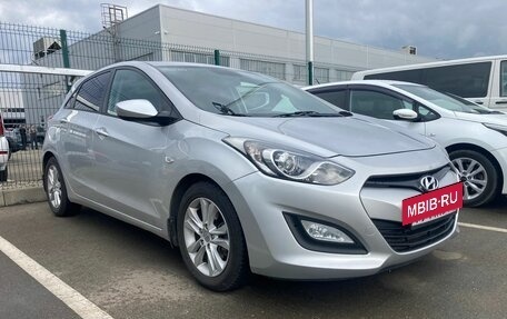 Hyundai i30 II рестайлинг, 2012 год, 1 300 000 рублей, 2 фотография