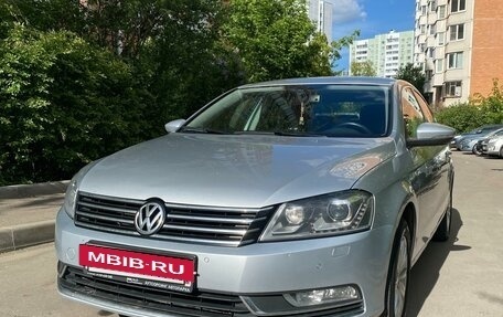 Volkswagen Passat B7, 2013 год, 1 335 000 рублей, 4 фотография