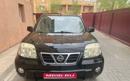 Nissan X-Trail, 2003 год, 800 000 рублей, 2 фотография