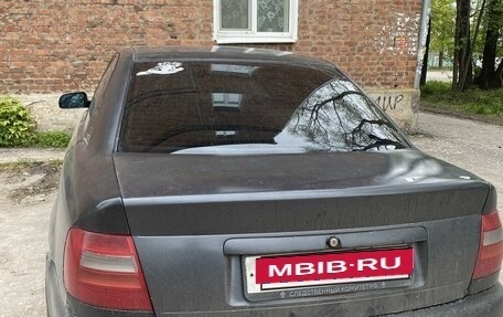 Audi A4, 1996 год, 240 000 рублей, 4 фотография