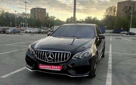 Mercedes-Benz E-Класс, 2013 год, 2 200 000 рублей, 4 фотография
