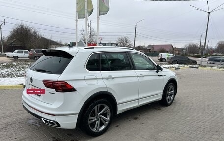 Volkswagen Tiguan II, 2021 год, 4 450 000 рублей, 4 фотография