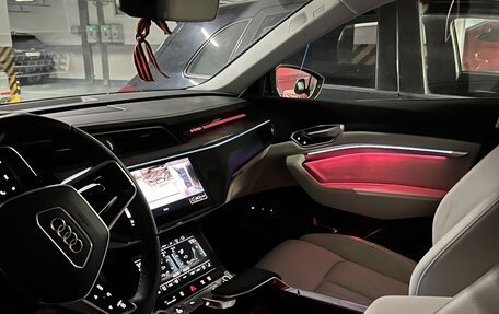 Audi e-tron I, 2021 год, 7 500 000 рублей, 5 фотография