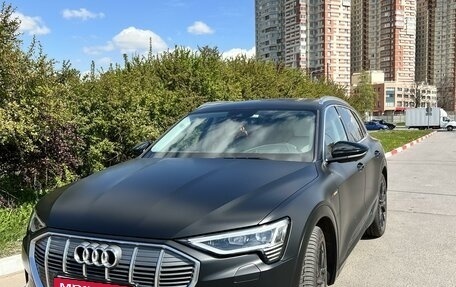 Audi e-tron I, 2021 год, 7 500 000 рублей, 10 фотография