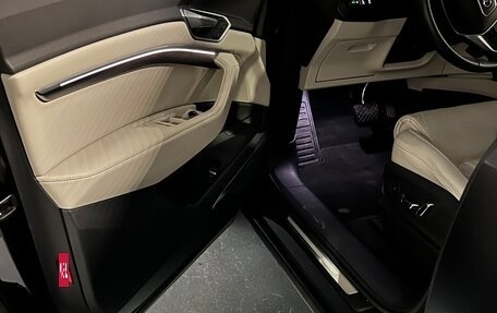 Audi e-tron I, 2021 год, 7 500 000 рублей, 6 фотография