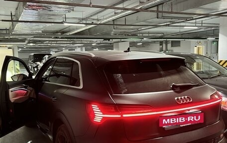 Audi e-tron I, 2021 год, 7 500 000 рублей, 7 фотография