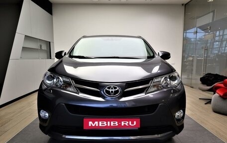 Toyota RAV4, 2013 год, 1 950 000 рублей, 2 фотография