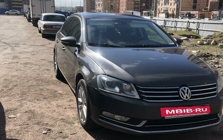 Volkswagen Passat B7, 2012 год, 900 000 рублей, 3 фотография