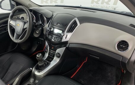 Chevrolet Cruze II, 2013 год, 699 000 рублей, 10 фотография
