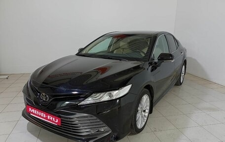 Toyota Camry, 2020 год, 3 300 000 рублей, 3 фотография