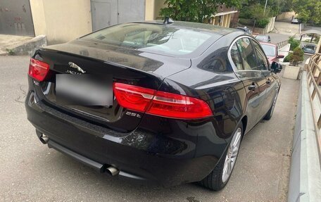 Jaguar XE I рестайлинг, 2015 год, 2 469 000 рублей, 23 фотография