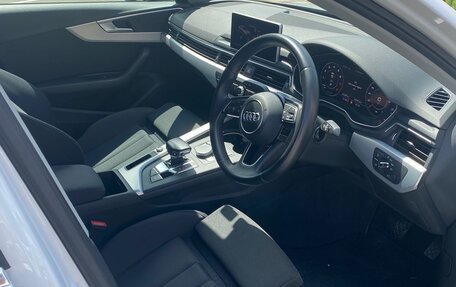 Audi A4, 2017 год, 2 600 000 рублей, 7 фотография