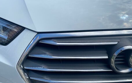 Audi A4, 2017 год, 2 600 000 рублей, 10 фотография