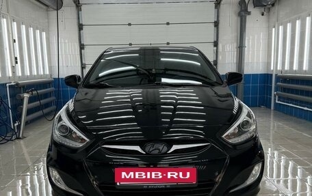 Hyundai Solaris II рестайлинг, 2013 год, 795 000 рублей, 2 фотография