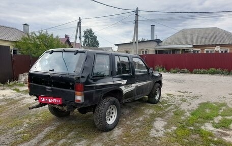 Nissan Terrano II рестайлинг, 1991 год, 350 000 рублей, 3 фотография