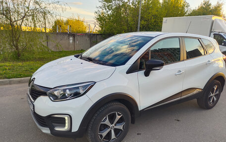 Renault Kaptur I рестайлинг, 2019 год, 1 290 000 рублей, 2 фотография