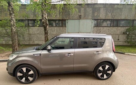 KIA Soul II рестайлинг, 2017 год, 1 800 000 рублей, 5 фотография