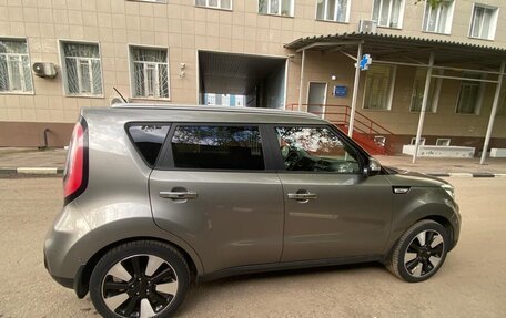 KIA Soul II рестайлинг, 2017 год, 1 800 000 рублей, 6 фотография