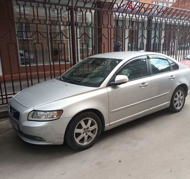 Купить лобовое стекло Volvo S40 II в Москве - цена от ₽ с заменой 🚗