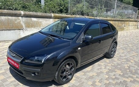 Ford Focus II рестайлинг, 2005 год, 720 000 рублей, 1 фотография