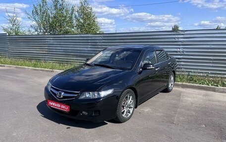 Honda Accord VII рестайлинг, 2006 год, 675 000 рублей, 1 фотография