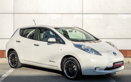 Nissan Leaf I, 2013 год, 930 000 рублей, 1 фотография