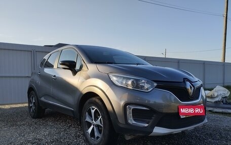 Renault Kaptur I рестайлинг, 2018 год, 1 600 000 рублей, 1 фотография