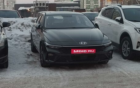 Hyundai Elantra, 2023 год, 2 600 000 рублей, 2 фотография