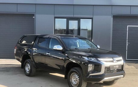 Mitsubishi L200 IV рестайлинг, 2021 год, 2 699 000 рублей, 1 фотография