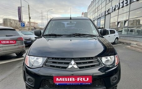 Mitsubishi L200 IV рестайлинг, 2010 год, 2 фотография