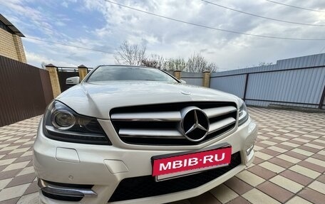 Mercedes-Benz C-Класс, 2012 год, 1 500 000 рублей, 2 фотография