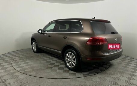 Volkswagen Touareg III, 2010 год, 2 039 000 рублей, 7 фотография