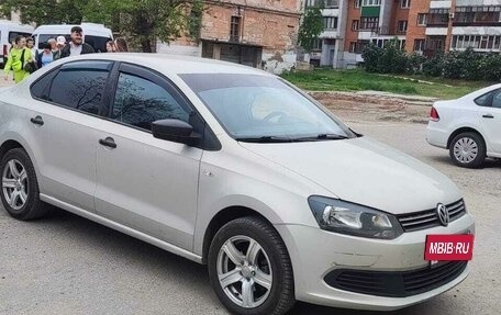 Volkswagen Polo VI (EU Market), 2014 год, 750 000 рублей, 3 фотография