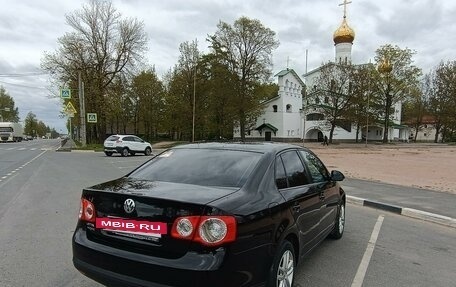 Volkswagen Jetta VI, 2009 год, 699 000 рублей, 3 фотография