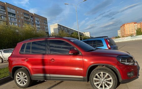 Volkswagen Tiguan I, 2011 год, 1 020 000 рублей, 2 фотография