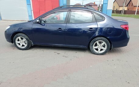 Hyundai Elantra IV, 2010 год, 685 000 рублей, 2 фотография